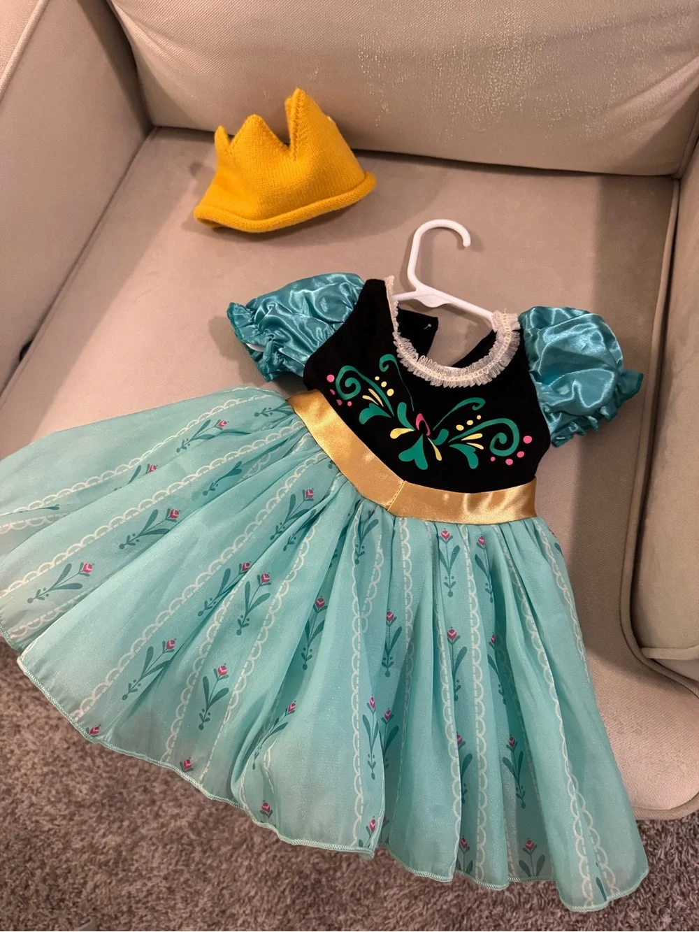 12 different Baby Girls Princess costume bundle